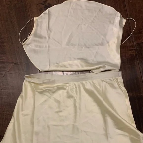 Shop Meko Little Miss Skirt Set in Pearl - Size M - Picture 7 of 7